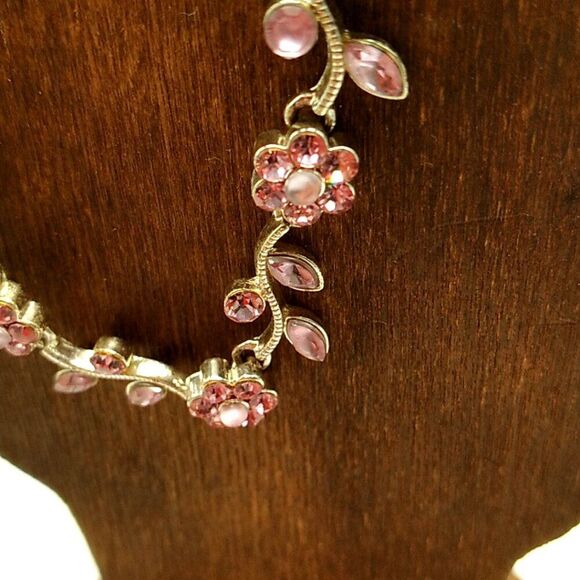 Dainty Pink Crystal Flower Vine Silver-tone Bracelet - Picture 10 of 12